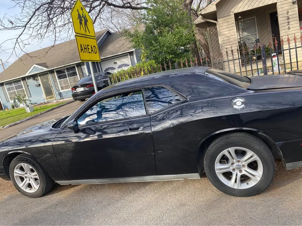 2010 Dodge Challenger 3rd Gen - Image 3 of 15