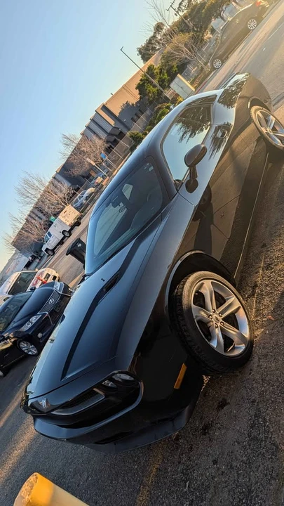 2010 Dodge Challenger 3rd Gen - Image 2 of 11