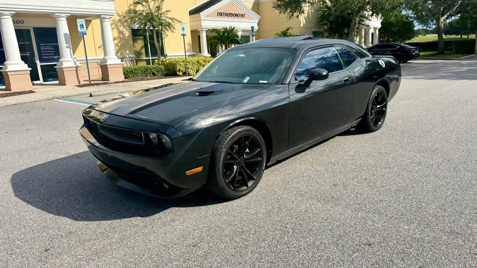 2010 Dodge Challenger 3rd Gen - Image 2 of 16