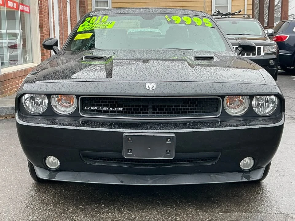 2010 Dodge Challenger 3rd Gen - Image 2 of 18
