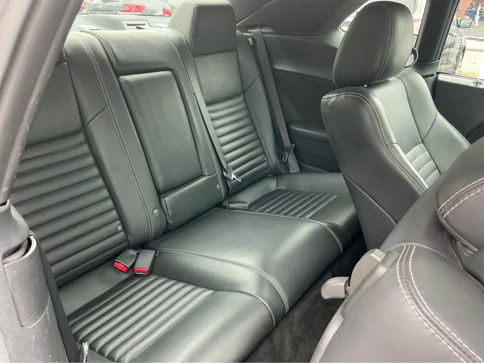 2010 Dodge Challenger 3rd Gen - Image 13 of 18