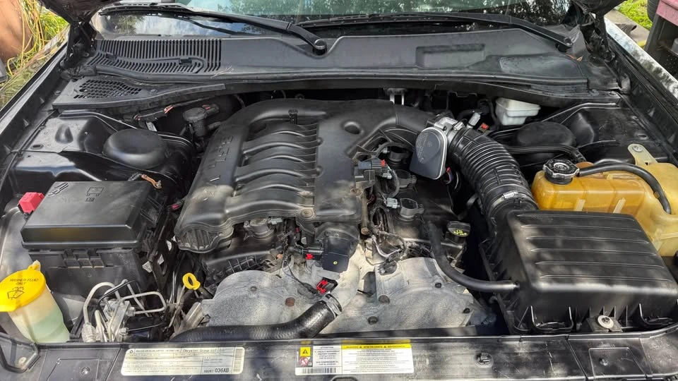 2010 Dodge Challenger 3rd Gen - Image 16 of 16