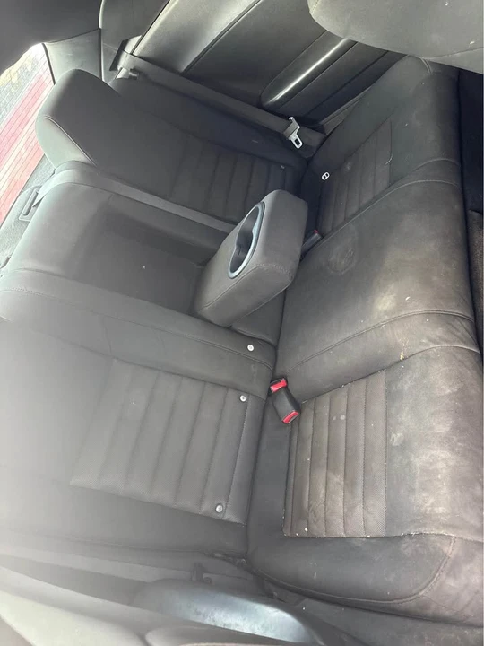 2010 Dodge Challenger 3rd Gen - Image 2 of 8