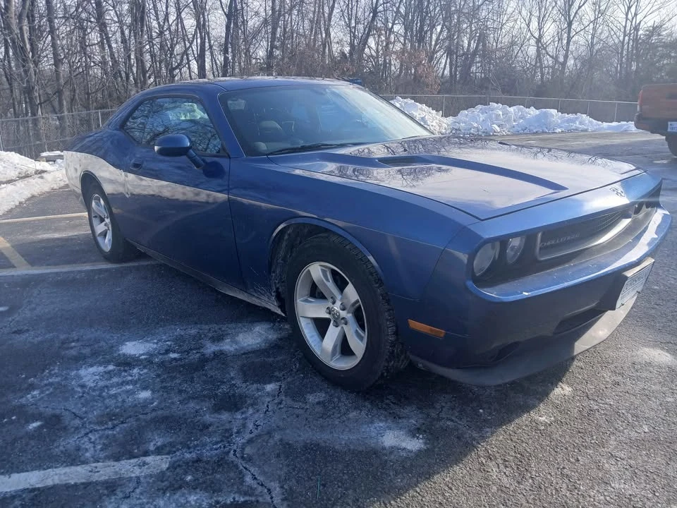 2010 Dodge Challenger 3rd Gen - Image 4 of 5