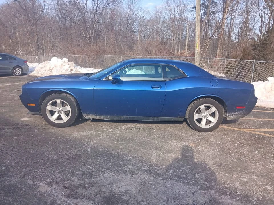 2010 Dodge Challenger 3rd Gen - Image 3 of 5