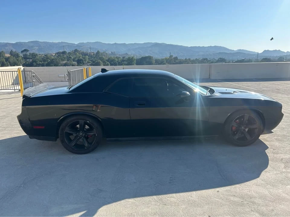 2010 Dodge Challenger 3rd Gen - Image 7 of 13