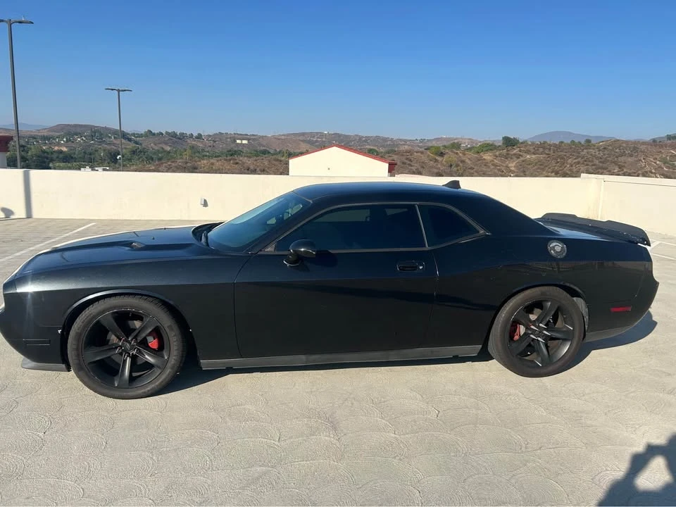 2010 Dodge Challenger 3rd Gen - Image 2 of 13