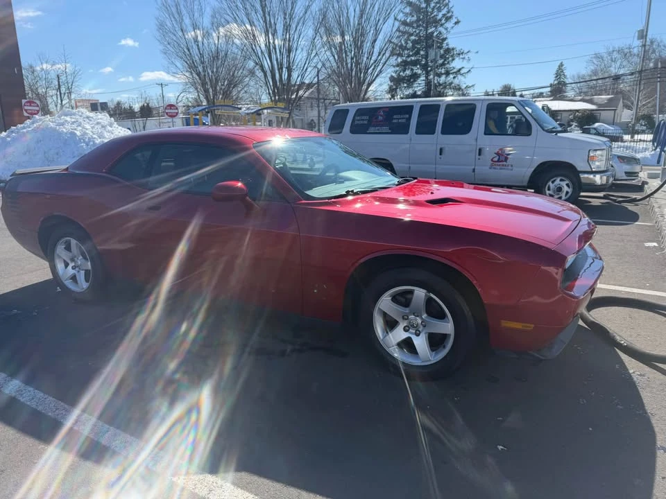 2010 Dodge Challenger 3rd Gen - Image 4 of 5