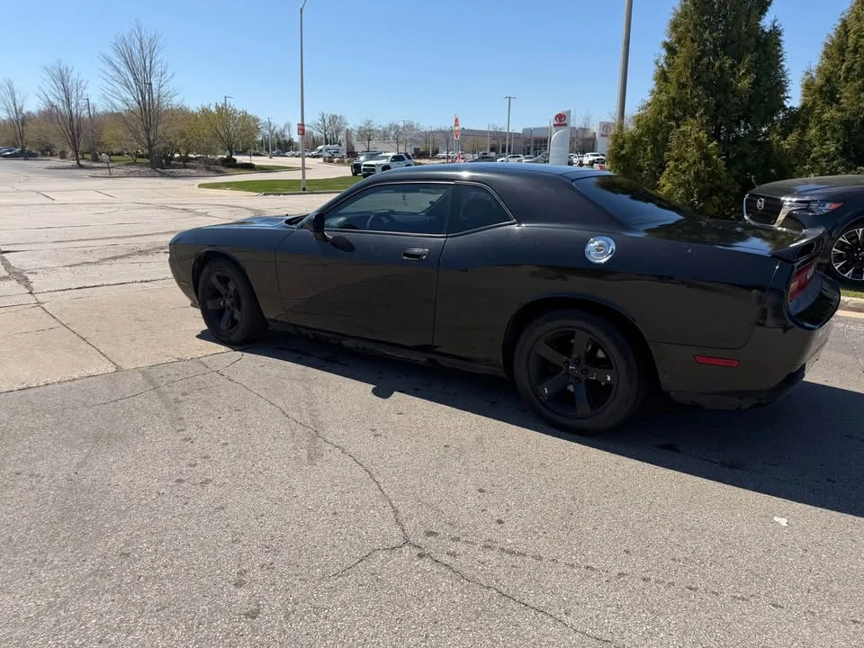 2010 Dodge Challenger 3rd Gen - Image 5 of 7