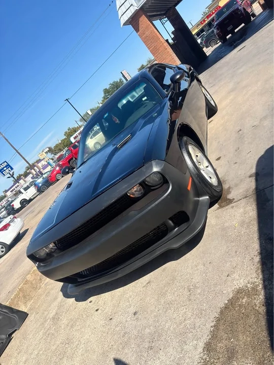 2010 Dodge Challenger 3rd Gen - Image 6 of 12