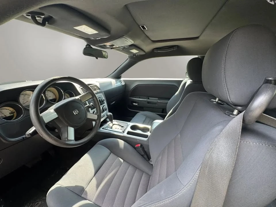 2010 Dodge Challenger 3rd Gen - Image 10 of 12