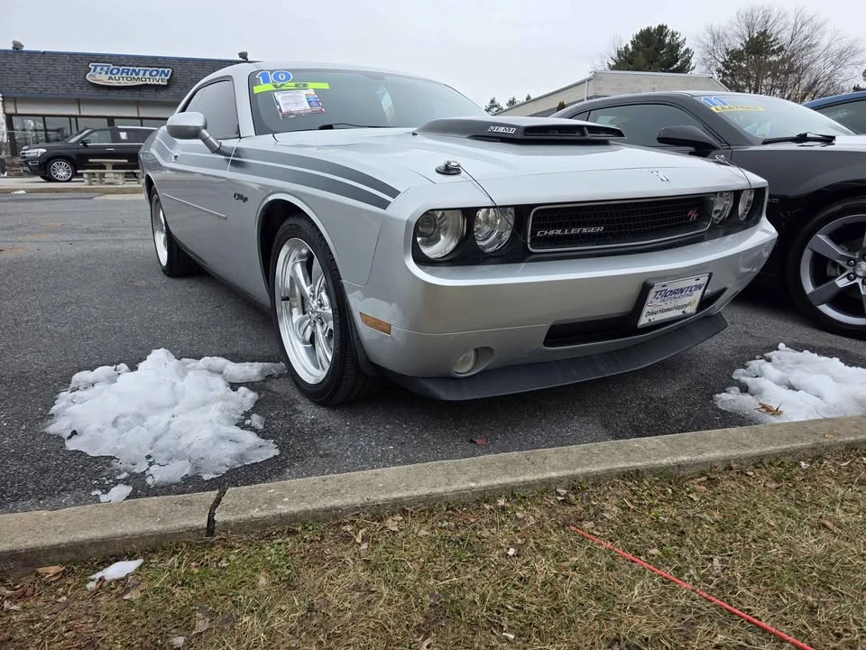 2010 Dodge Challenger 3rd Gen - Image 2 of 12