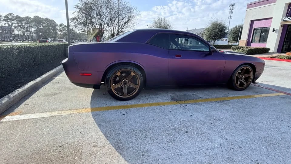 2010 Dodge Challenger 3rd Gen - Image 3 of 14