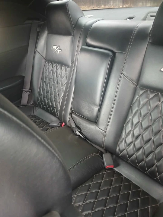 2010 Dodge Challenger 3rd Gen - Image 3 of 6
