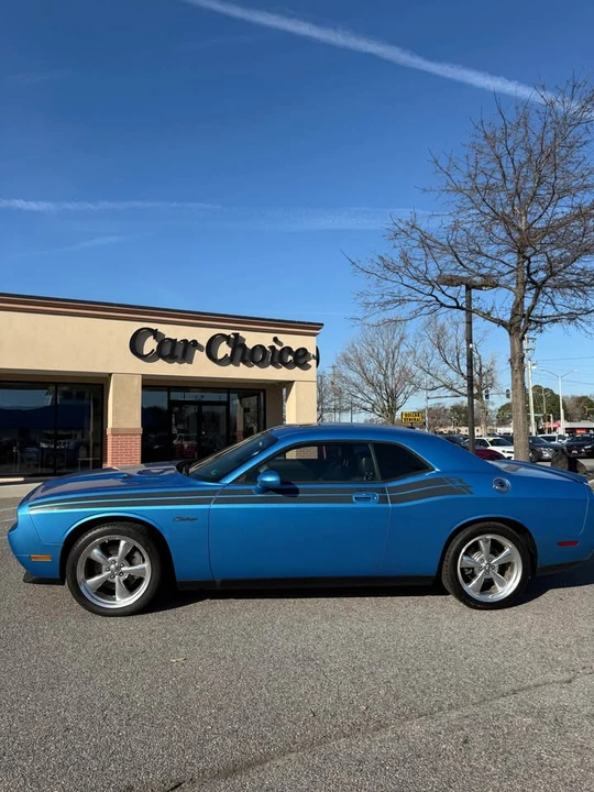 2010 Dodge Challenger 3rd Gen - Image 4 of 11