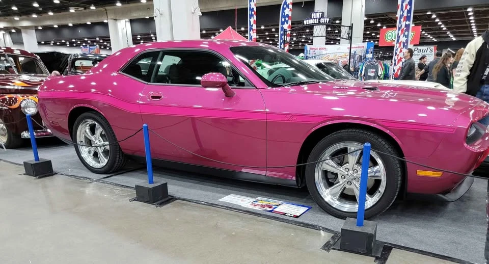 2010 Dodge Challenger 3rd Gen - Image 2 of 5