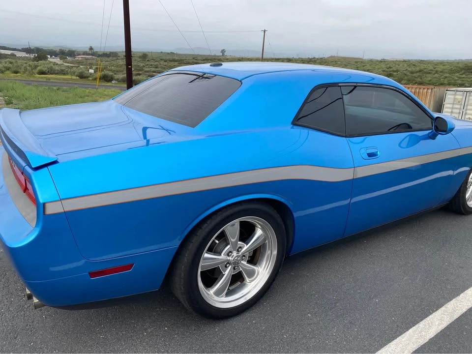 2010 Dodge Challenger 3rd Gen - Image 5 of 8