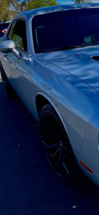 2010 Dodge Challenger 3rd Gen - Image 14 of 19