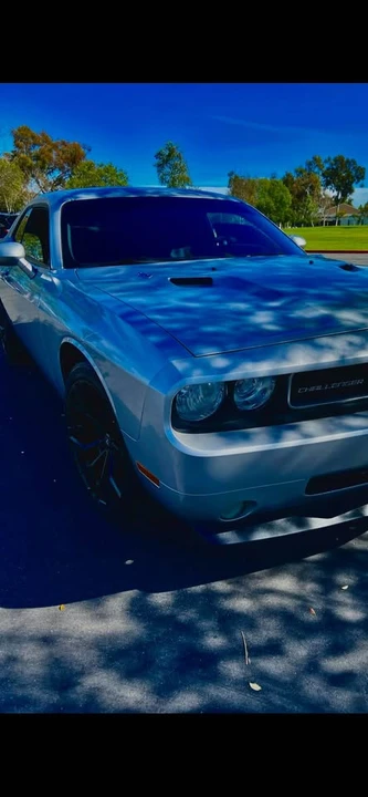 2010 Dodge Challenger 3rd Gen - Image 9 of 19