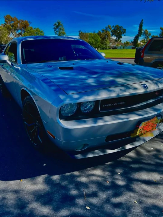 2010 Dodge Challenger 3rd Gen - Image 9 of 14