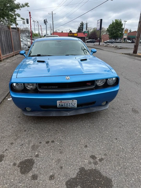 2010 Dodge Challenger 3rd Gen - Image 7 of 12