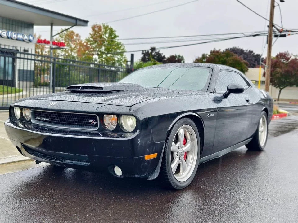 2010 Dodge Challenger 3rd Gen - Image 2 of 17