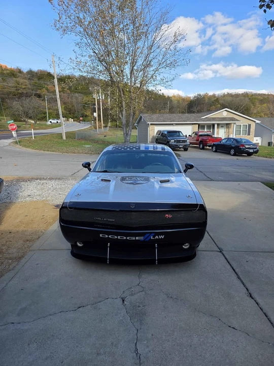 2010 Dodge Challenger 3rd Gen - Image 11 of 19