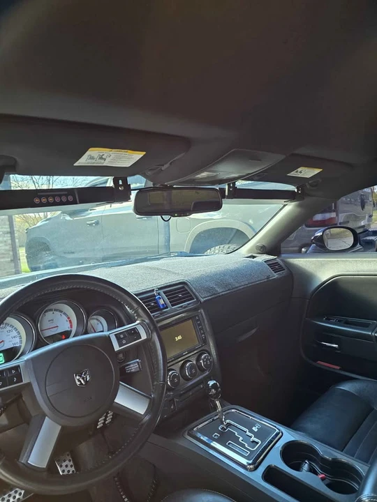 2010 Dodge Challenger 3rd Gen - Image 7 of 19
