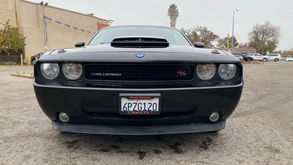 2010 Dodge Challenger 3rd Gen - Image 6 of 15