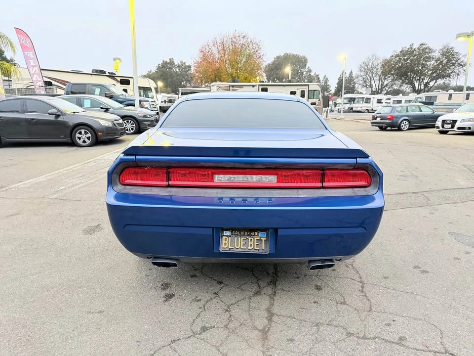2010 Dodge Challenger 3rd Gen - Image 5 of 16