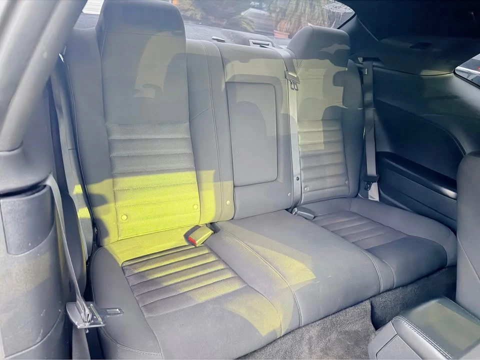 2010 Dodge Challenger 3rd Gen - Image 10 of 16