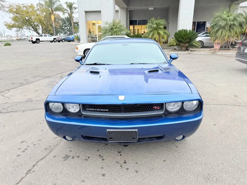 2010 Dodge Challenger 3rd Gen - Image 4 of 16