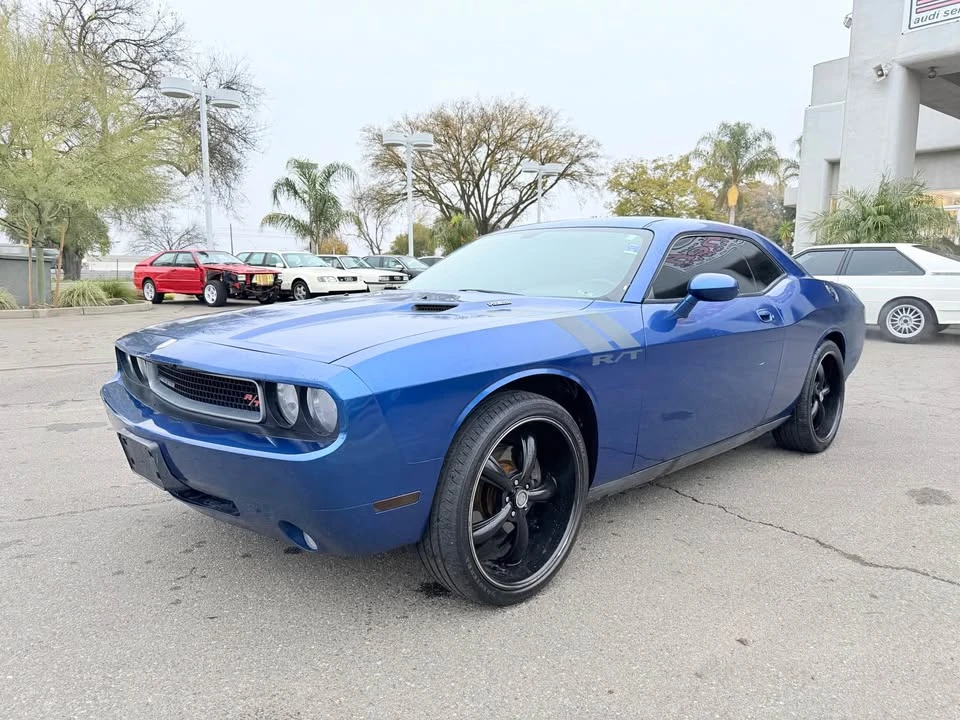 2010 Dodge Challenger 3rd Gen - Image 7 of 16