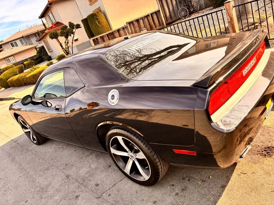 2010 Dodge Challenger 3rd Gen - Image 13 of 15