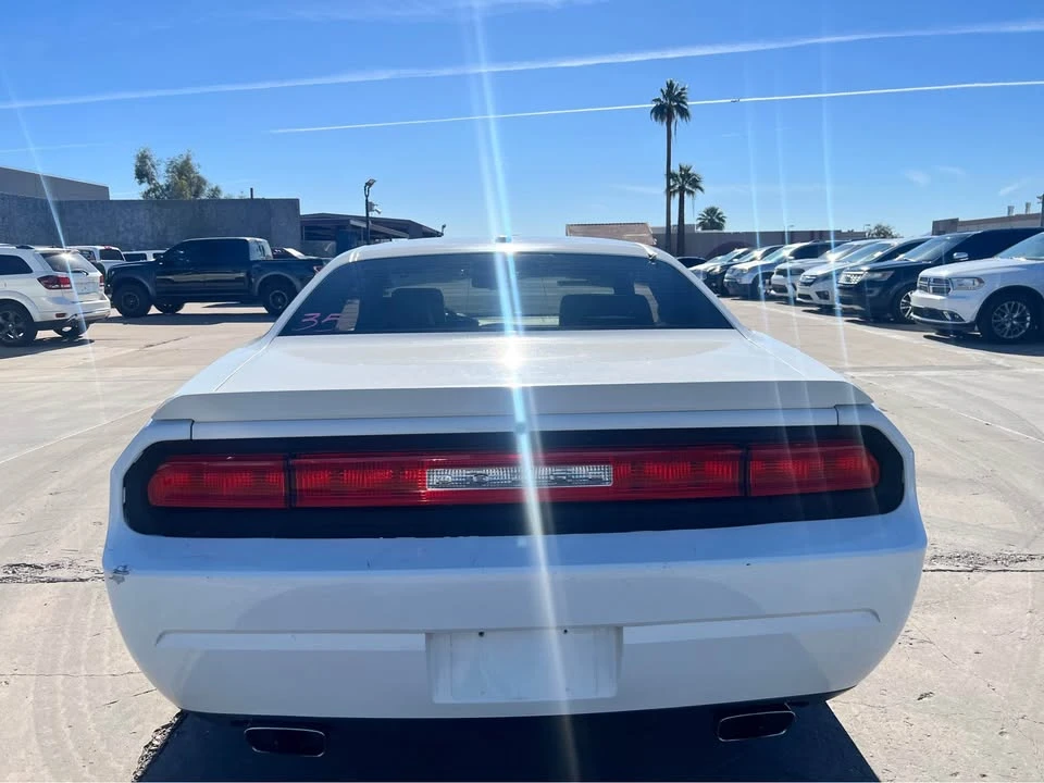 2010 Dodge Challenger 3rd Gen - Image 3 of 14