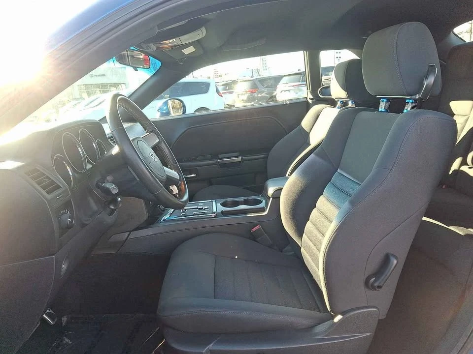 2010 Dodge Challenger 3rd Gen - Image 10 of 19