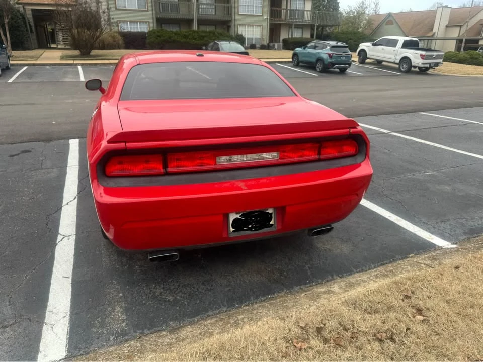 2010 Dodge Challenger 3rd Gen - Image 3 of 3