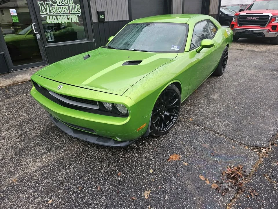 2010 Dodge Challenger 3rd Gen - Image 2 of 20