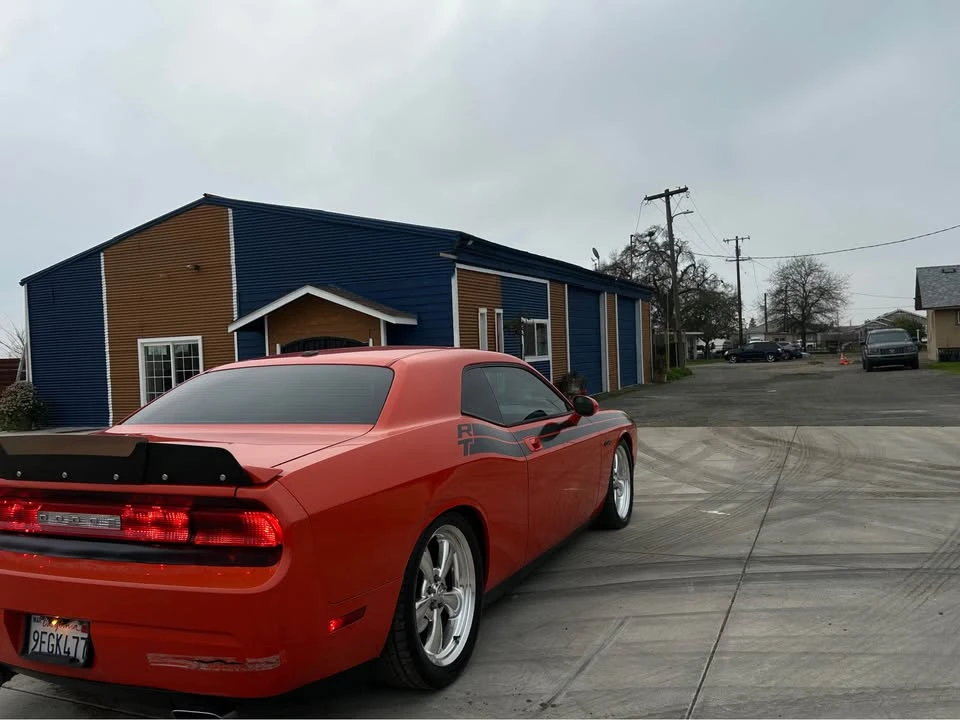 2010 Dodge Challenger 3rd Gen - Image 4 of 9