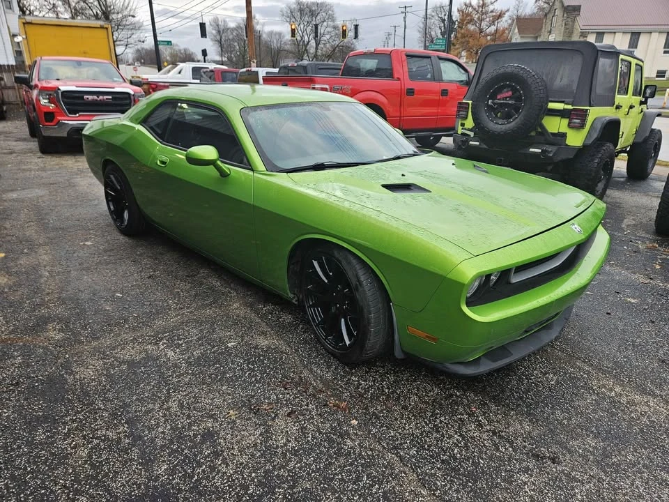 2010 Dodge Challenger 3rd Gen - Image 19 of 20