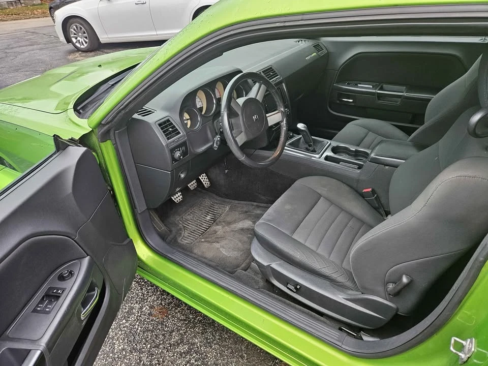 2010 Dodge Challenger 3rd Gen - Image 12 of 18