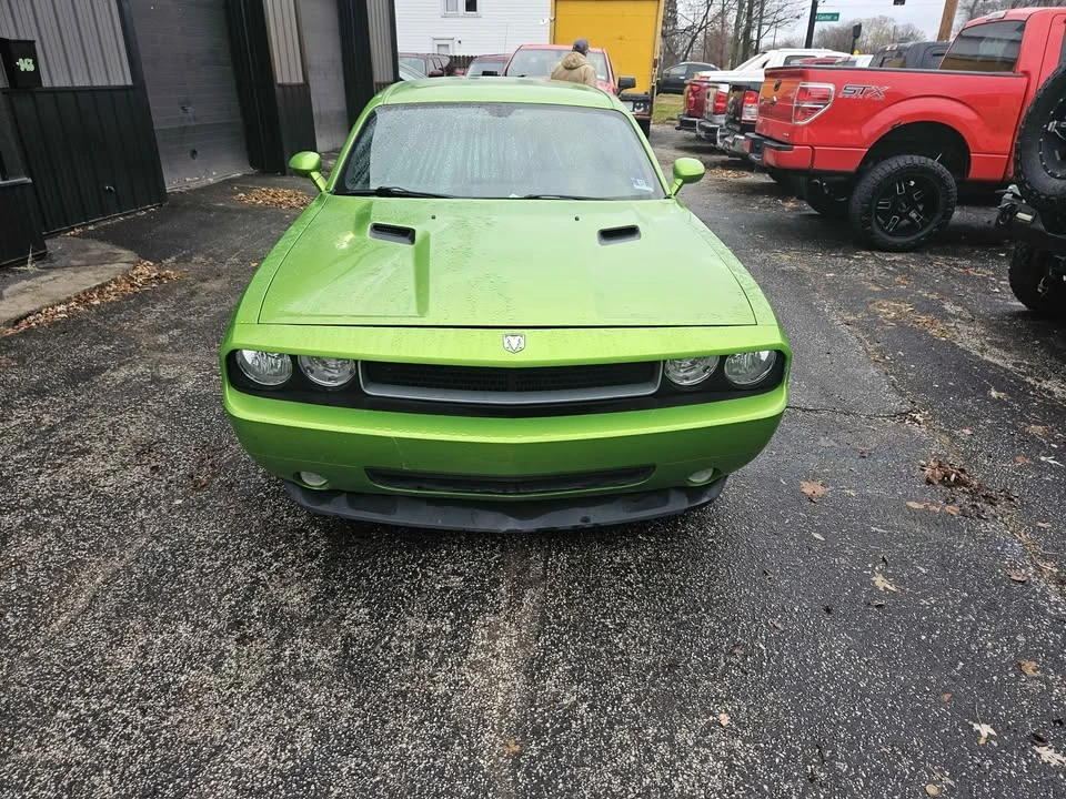 2010 Dodge Challenger 3rd Gen - Image 4 of 18