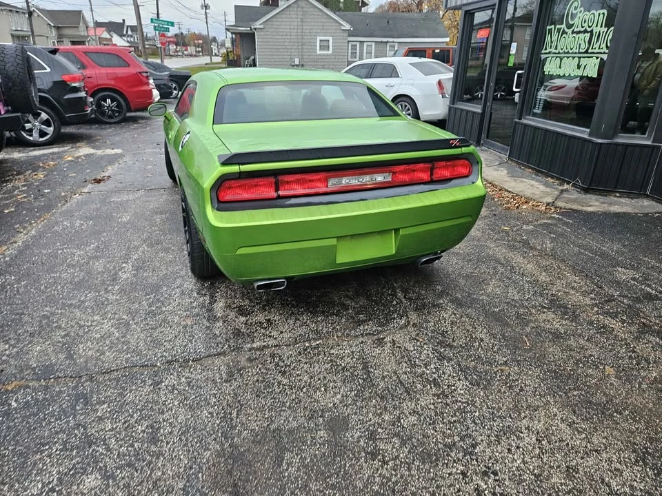 2010 Dodge Challenger 3rd Gen - Image 8 of 18
