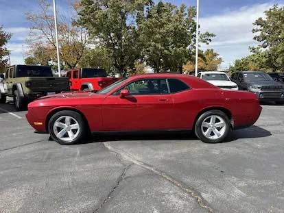 2010 Dodge Challenger 3rd Gen - Image 3 of 12