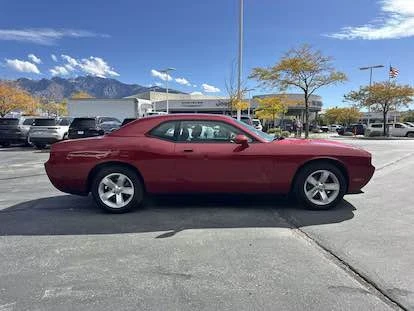 2010 Dodge Challenger 3rd Gen - Image 6 of 12