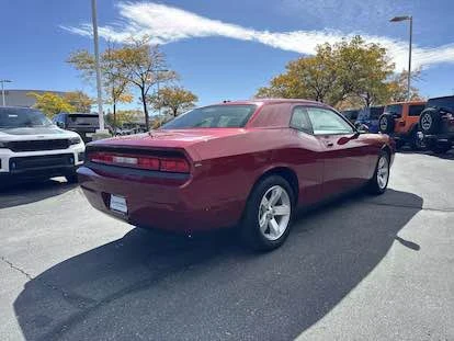 2010 Dodge Challenger 3rd Gen - Image 5 of 12