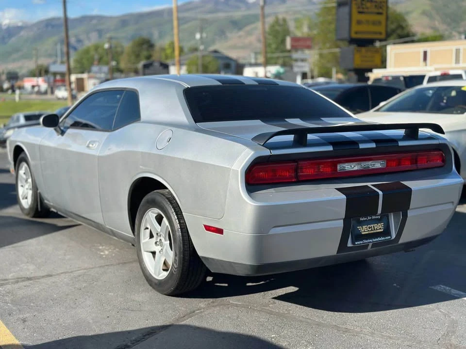 2010 Dodge Challenger 3rd Gen - Image 4 of 14