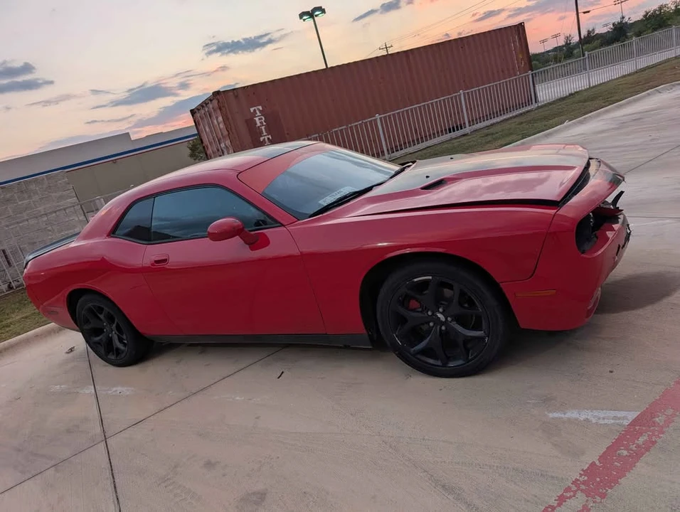 2010 Dodge Challenger 3rd Gen - Image 2 of 4