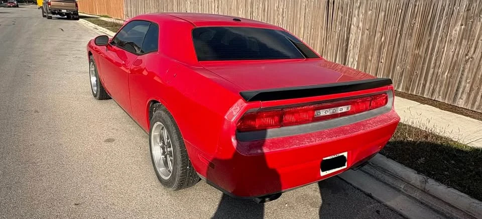 2010 Dodge Challenger 3rd Gen - Image 2 of 6