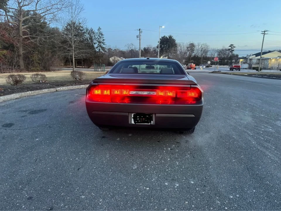 2010 Dodge Challenger 3rd Gen - Image 11 of 11